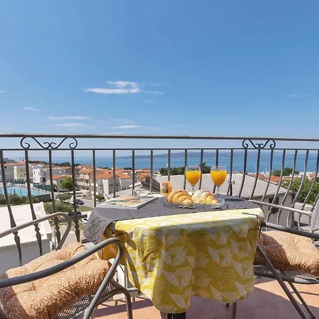 Lucija * Baška Voda