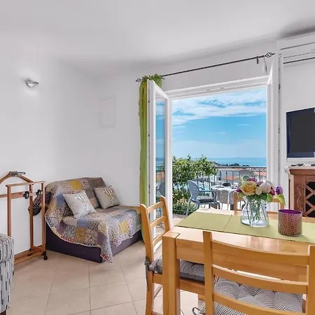 Appartement Lucija Baška Voda