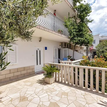 Appartement Lucija Baška Voda