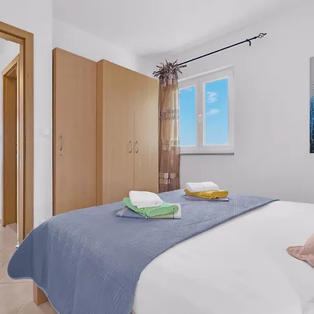 Lucija Apartment Baska Voda