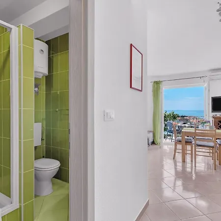 Apartment Lucija