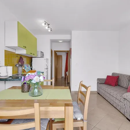Apartment Lucija